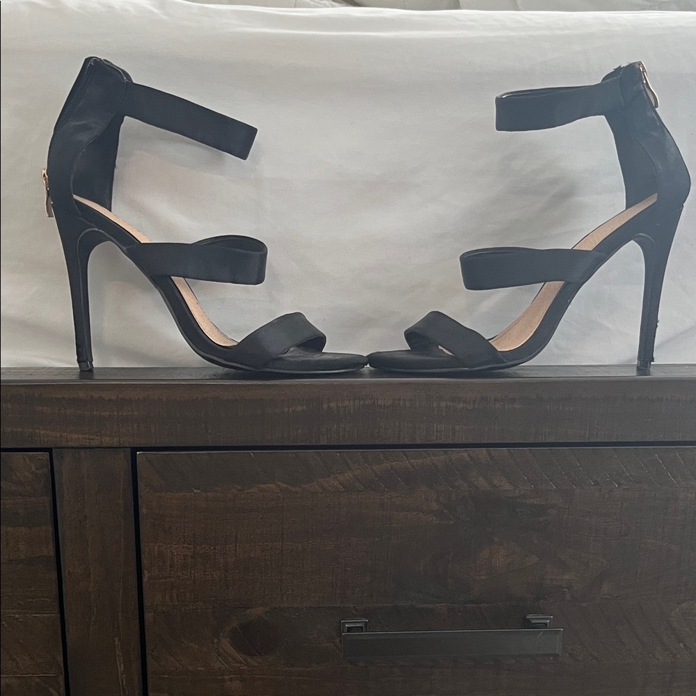 Liliana Black Strappy Heels